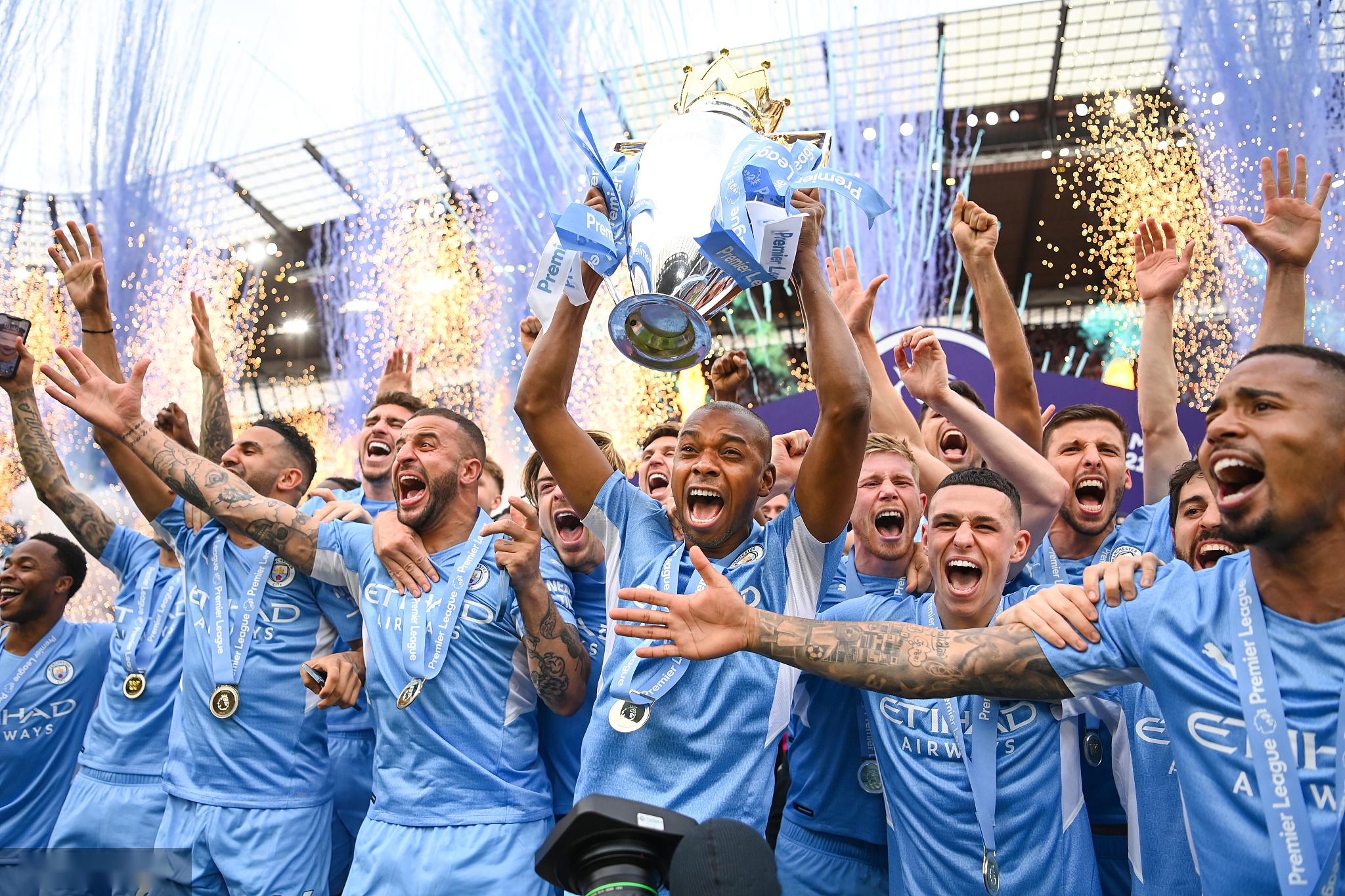 中的误伤而 中的误伤而